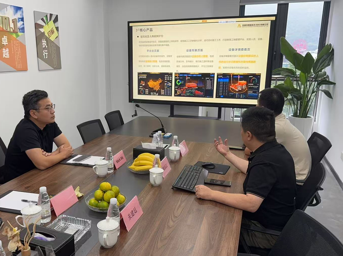 a88b55119117aa1b39e30fcee992ada1.jpg a88b55119117aa1b39e30fcee992ada1.jpg